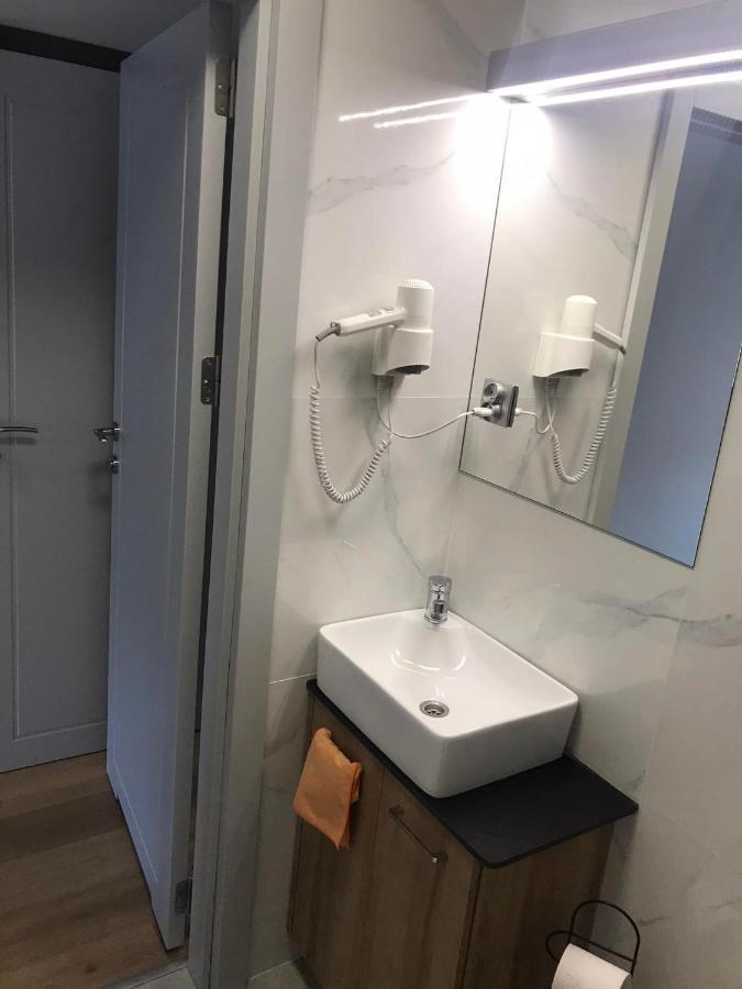 Pokoje Goscinne U Gracjana Władysławowo Exterior foto